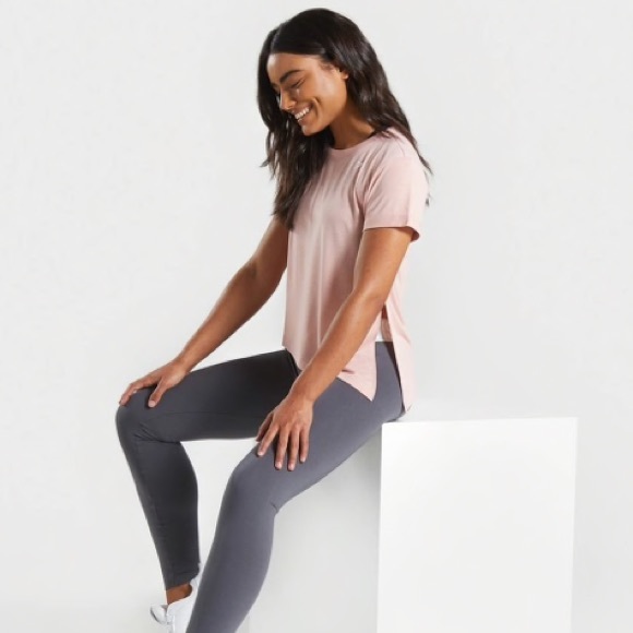 Gymshark Essential Tee - Picture 10 of 10